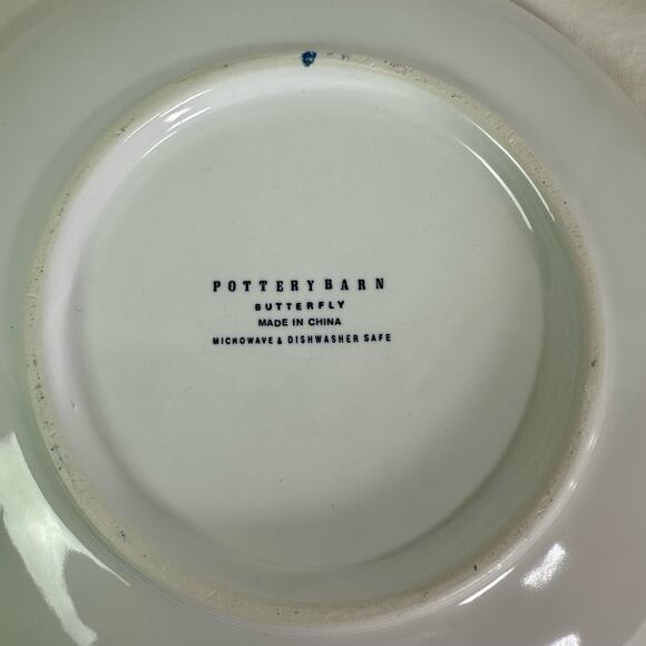Pottery Barn Set 2 Butterfly 8" Diameter White Ceramic Dessert Salad Plates - Picture 5 of 6